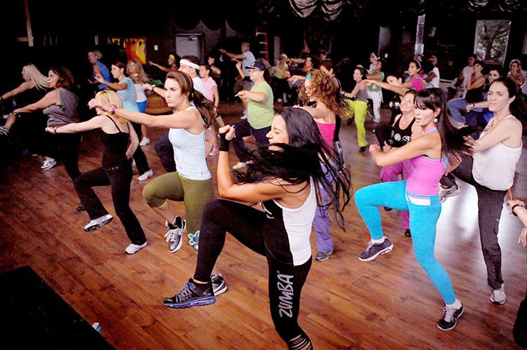 Zumba classes Indiranagar 9 Amazing Benefits for Weight Loss, Energy & Total Body Fitness – Figurine Fitness
